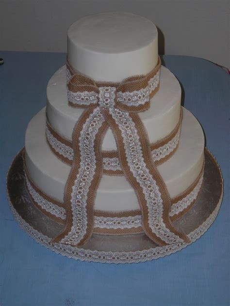Burlap And Lace Wedding Cake