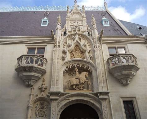 A Stroll Through The Epochs Gothic Architecture 12th 16th Century