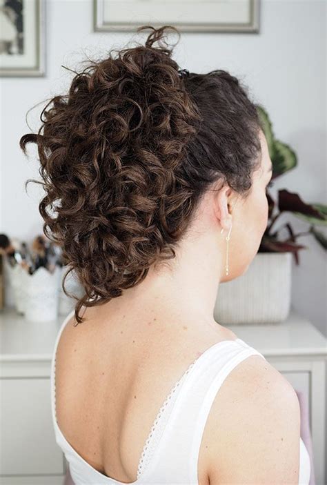 7 Hair Styles To Make Your Wash Days Last Longer Curly Cailín Curly