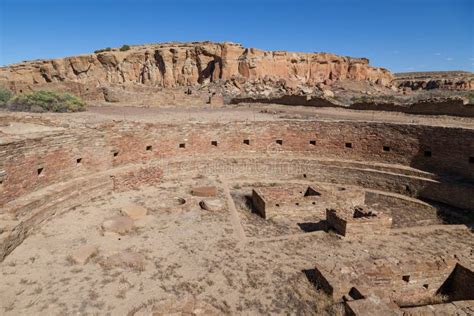 Chetro Ketl Kiva Au Canyon Du Chaco Photo Stock Image Du Normal