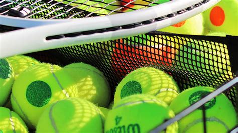 Tennis Balls And How To Choose Them