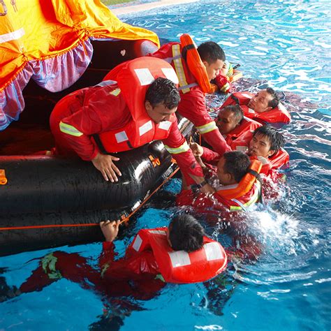 Sequ tas offshore safety was established in 2016, is a joint venture between sequ offshore safety sdn bhd and tas institute of oil and gas. Sea Survival, Sea Survival Training & Sea Survival Course ...