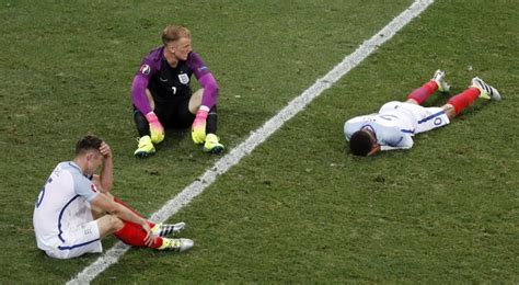 Latest Fifa World Rankings Show England Falls Two Spots New Zealand Soars