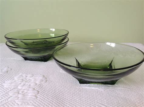 Green Glass Hazel Atlas Capri Colony Bowls Kit Glass Salad Etsy Canada