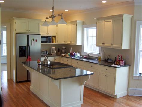 Luckily, updating kitchen cabinets is a relatively easy fix that can truly. Kitchen Cabinets Ideas - HomesFeed