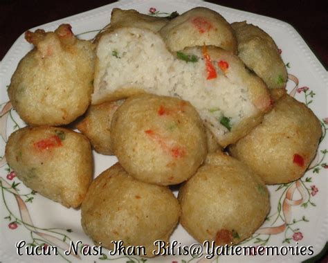 Resepi cucur bawang/bilis yang mudah, ringkas dan rangup. Sinar Kehidupanku**~::..: Cucur Nasi Ikan Bilis