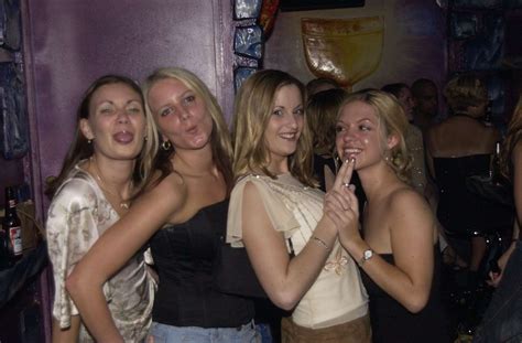 48 Photos From A Night Out At Strawberry Moons In Maidstone In 2002