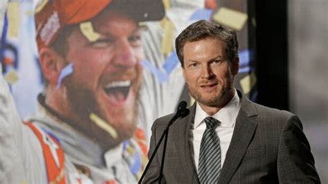 Dale Earnhardt Jr Says Hell Retire At End Of Season Cbc Sports