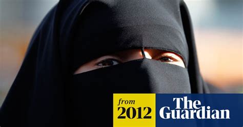 Australian Muslim Women Must Show Faces For Identity Checks Under New