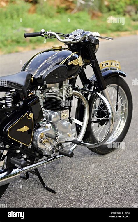 Royal Enfield Bullet G2 350 Cc 1960 Vintage Motorcycle Stock Photo Alamy