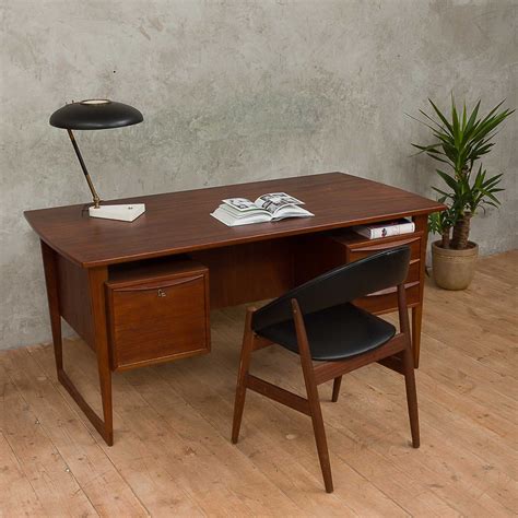 Industrial desk mid century vintage wooden legs. Danish mid century modern free standing executive desk - Future antiques