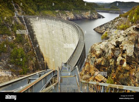 The Gordon Dam Tasmania Australia Stock Photo 18067923 Alamy
