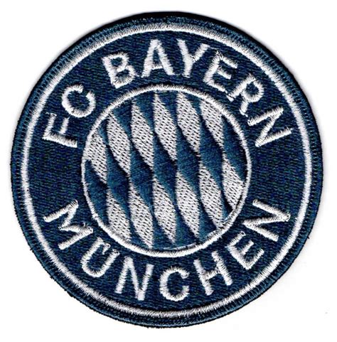 Escudo fútbol fc bayern múnich con equipación. Bayern Munich Escudo - Escudo Metalico Tienda Oficial Del ...