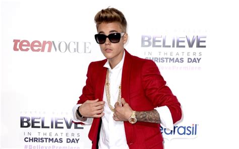 Authorities Search Justin Biebers House After Egging Incident Find