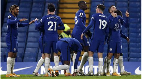 Der fc arsenal steigt mit einem derby gegen den aufsteiger fc brentford in die saison ein. Premier League: Chelsea stürmt vorerst auf Rang 1 - Man ...