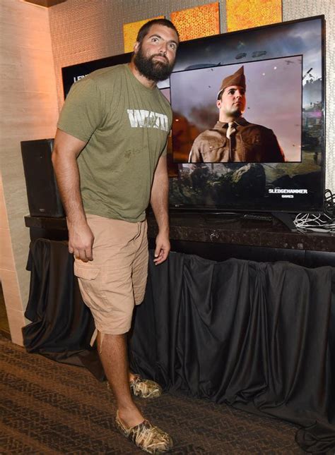 Army Ranger And Nfl Player Alejandro Villanueva Is Now A ‘call Of Duty