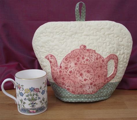 Lizzie Lenard Vintage Sewing Making A Tea Cosy Stage 3