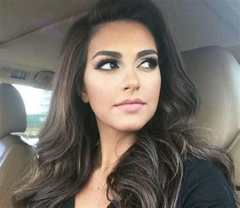 The 5 Gorgeous Features Arab Women Share Lebanese Women Brunette Beauty Womens Hairstyles