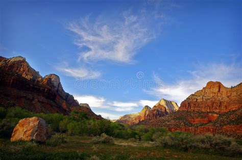 Zion National Park Stock Image Image Of Obsevation Trail 72473601