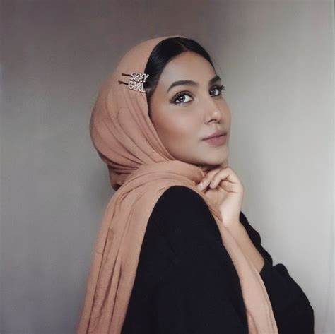 Pin by Luxyhijab on Cute Hijabis جمال المحجبات Middle eastern