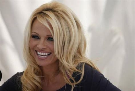 Pamela Anderson Bares All For Last Playboy Nude Issue Astro Awani
