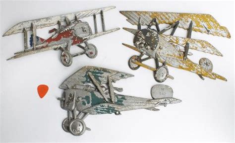 Complete Vintage Homco Sexton Cast Aluminum Wwi Airplane Wall Etsy Airplane Wall Art