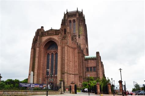 37 362 337 · обсуждают: £100k boost for Liverpool Cathedral '£24m for 2024 Campaign'