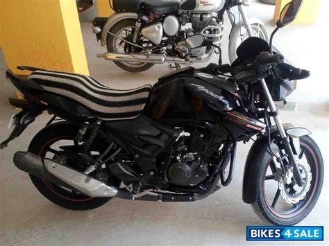 Pearl white, matte blue, gloss red, gloss black, t grey, matte red. Black TVS Apache RTR 160 Picture 5. Bike ID 127840. Bike ...
