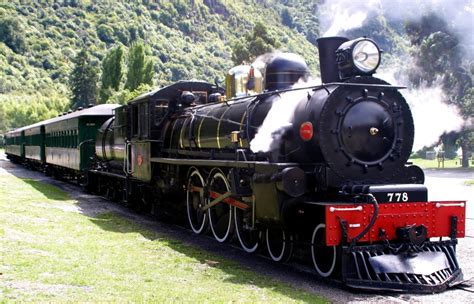 10 The Most Famous Trains In The World Ultimate Guide To Everything