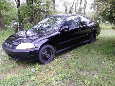 Sell Used 1998 Honda Civic Ex Coupe 2 Door 16l In Dongola Illinois