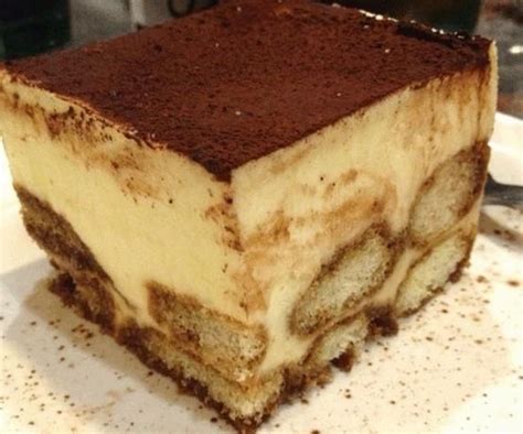 51 · easy to make tiramisu starting with a store bought sponge cake, sprinkling it with coffee and liqueur, and then adding i am on the quest to find the best tiramisu recipe. Olive Garden Tiramisu - Click for Recipe | Desserts ...