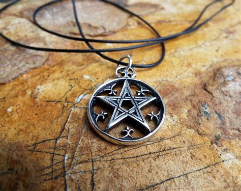 Pentagram Pendant Sterling 925 Silver Necklace Gothic Wiccan Magic