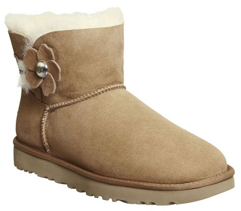 ugg mini bailey button poppy chestnut suede ankle boots