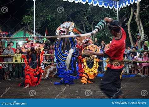 Jathilan Barongan Folk Dance Yogyakarta Indonesia Editorial Stock