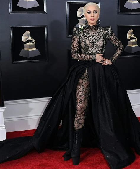 Check Out All The Grammys 2018 Red Carpet Style