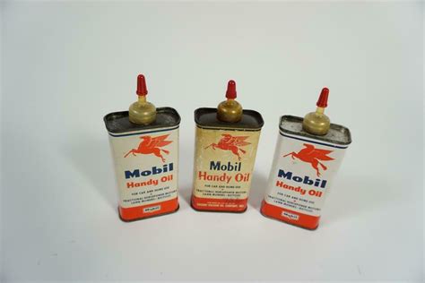 Lot Of Three Vintage Mobil Oil Handy Oilers With Pegasus Logos Front