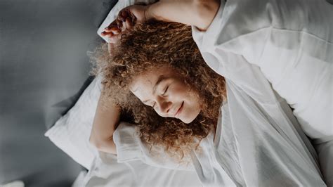 10 reasons to improve sleep quality — relax the back