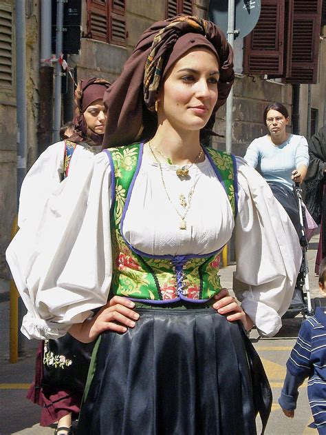 Laconi I Costumi Traditional Outfits Italian Outfit Costumes