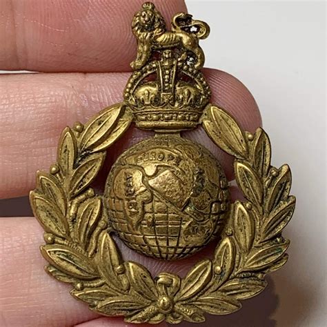 Ww2 Royal Marines Commandos Cap Badge