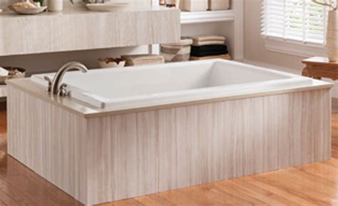 Although whirlpool tubs can be slightly more difficult to maintain than soakers and air baths, many people choose to purchase whirlpool tubs due to the deeply therapeutic experience they offer: Aquatic minimalist tub design | 2015-06-22 | Plumbing and ...