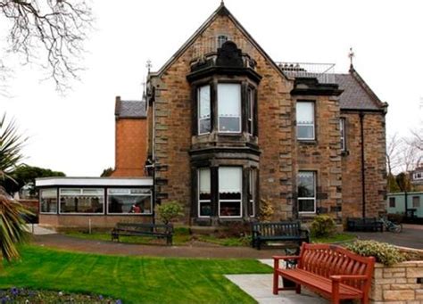 Abbeyfield House Care Home Care Home Kirkcaldy Ky2 5hy