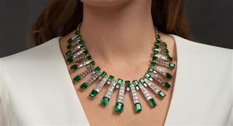 Emerald Green Vibrant Jewels In 2021s Most Fashionable Hue