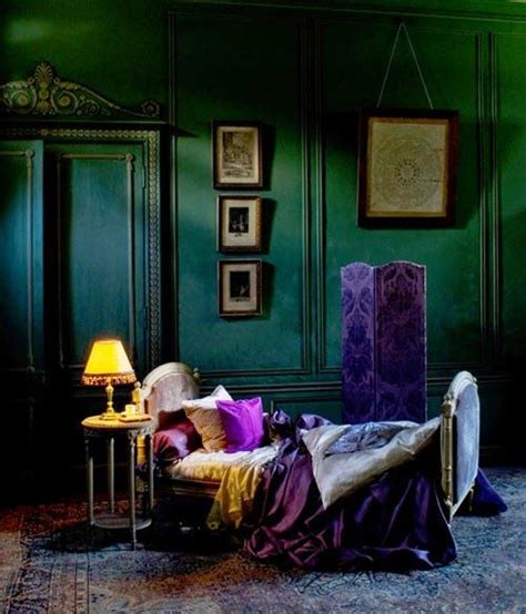 Decorating With The Purple Green Combination Bedroom Green Green Rooms Purple Rooms