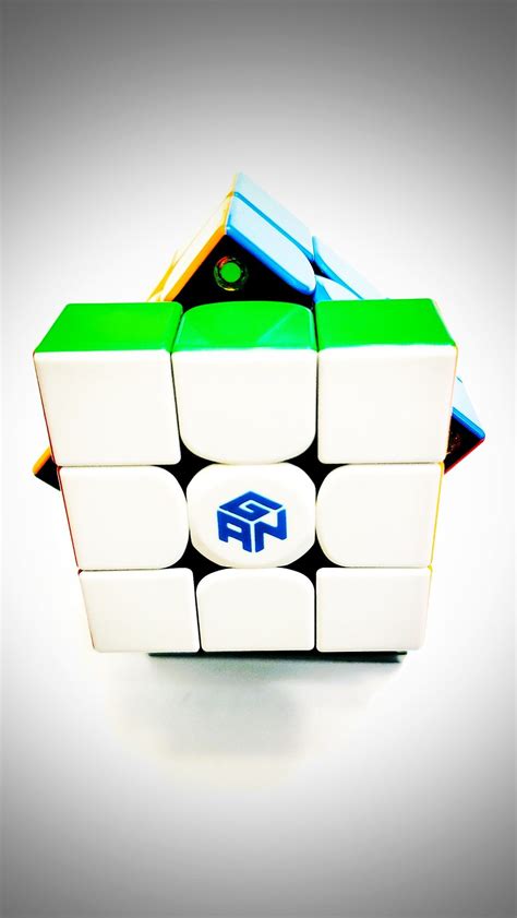 Gan Cube Wallpaper Cube Rubiks Cube Rubix Cube