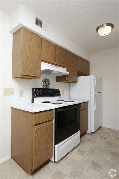 Comfortable greenville bedroom and bath. Laurel Woods Apartments Apartments - Greenville, SC ...