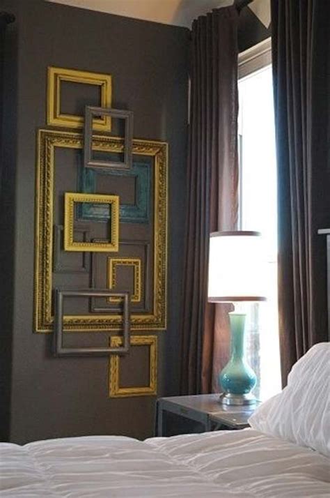 40 Creative Reuse Old Picture Frames Into Home Decor
