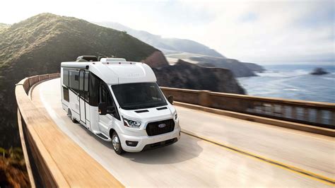 Ford Transit Wonder Rear Lounge By Leisure Travel Vans Um Apartamento