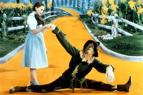 Wizard Of Oz Stills Classic Movies Photo 19565921 Fanpop
