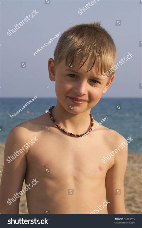 Portrait Ten Years Old Blond Boy Stockfoto 51203035 Shutterstock