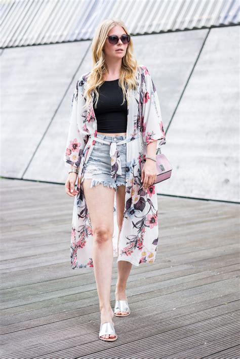 Sexy Summer Outfits To Show Off This Season Stylecaster